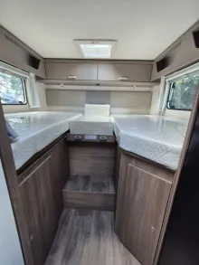 Fahrzeugbild Carado T328 *Bettumbau*Hubbett*Automatik* #26