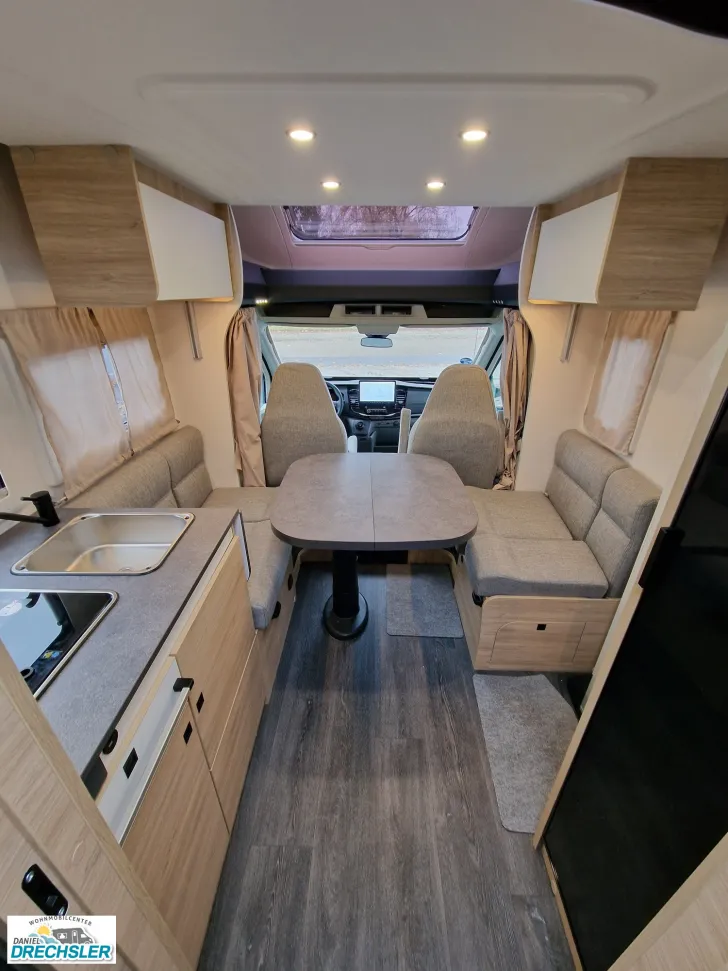 Fahrzeugbild Challenger 337 Break Edition Automatik #8
