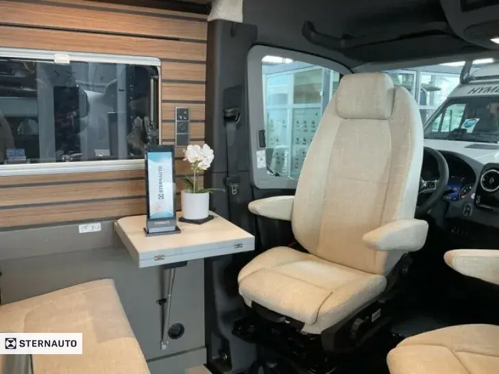 Fahrzeugbild Hymer Grand Canyon CrossOver Allrad, AHK, Truma Diesel #6
