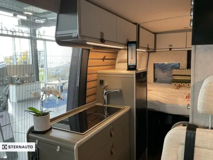 Fahrzeugbild Hymer Grand Canyon CrossOver Allrad, AHK, Truma Diesel #9