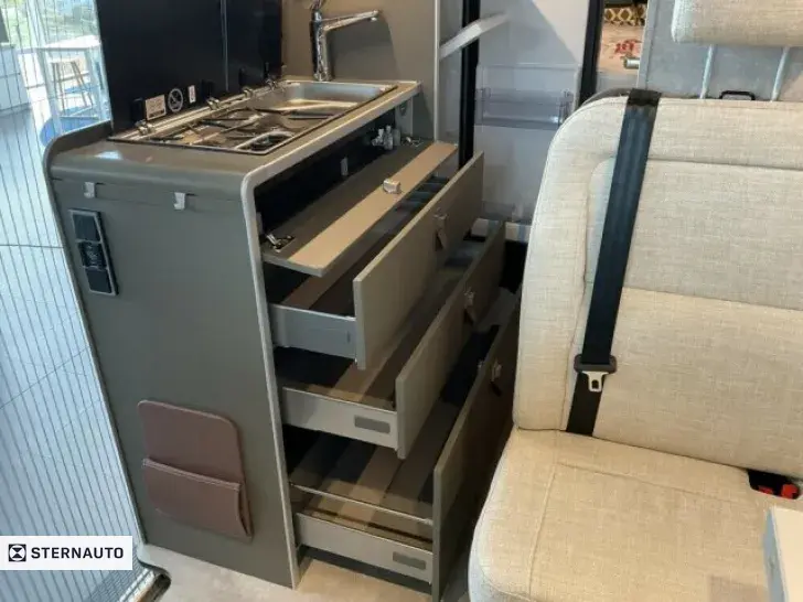 Fahrzeugbild Hymer Grand Canyon CrossOver Allrad, AHK, Truma Diesel #10