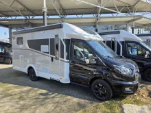 Fahrzeugbild Sunlight Ford T 670 S #3