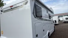 Schräg Hinten Weinsberg CaraHome 650 DG Sofort verfügbar