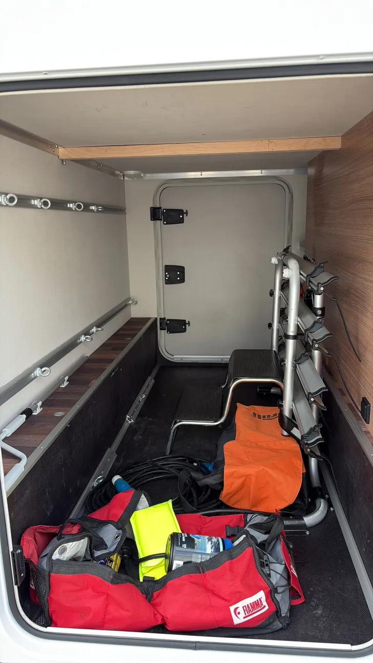 Heckgarage Weinsberg CaraHome 650 DG Sofort verfügbar