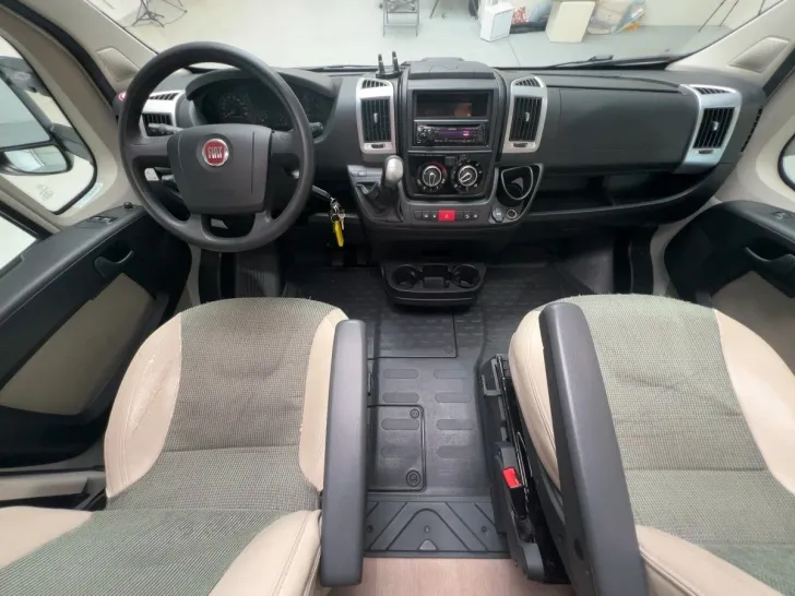 Fahrzeugbild Chausson Flash 727 GA Autom/Einzelbetten/Panorama/Markise #7