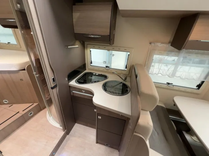 Fahrzeugbild Chausson Flash 727 GA Autom/Einzelbetten/Panorama/Markise #14