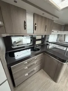 Fahrzeugbild Hobby Prestige 720 WQC #6
