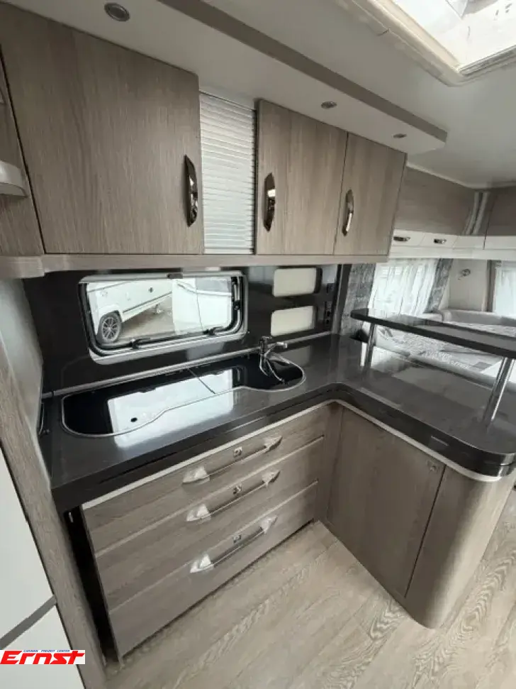 Fahrzeugbild Hobby Prestige 720 WQC #6
