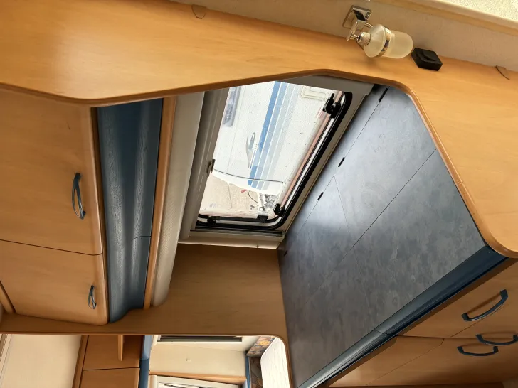 Fahrzeugbild Hobby De Luxe 400 SF sehr gepflegt #6