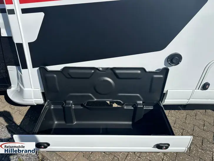 Fahrzeugbild Pilote Pacific P740FGJ Evidence Dieselh.,Hubbett #7