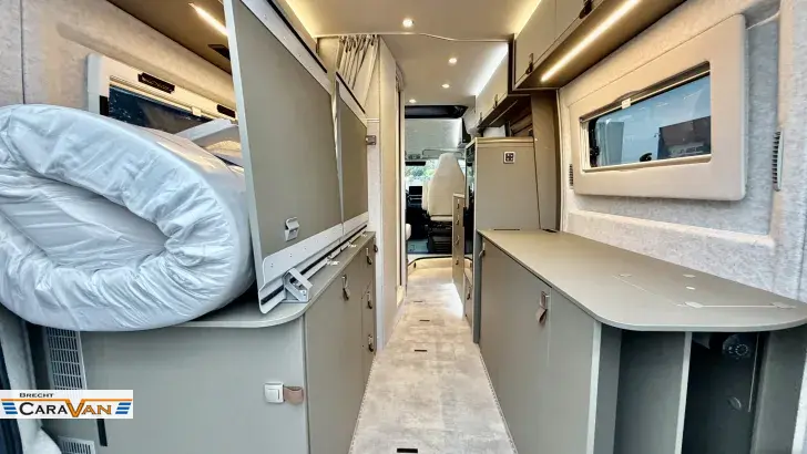 Fahrzeugbild Hymer Camper Van Yellowstone 601 9G, Isofix - UVP 107.240 Euro #16
