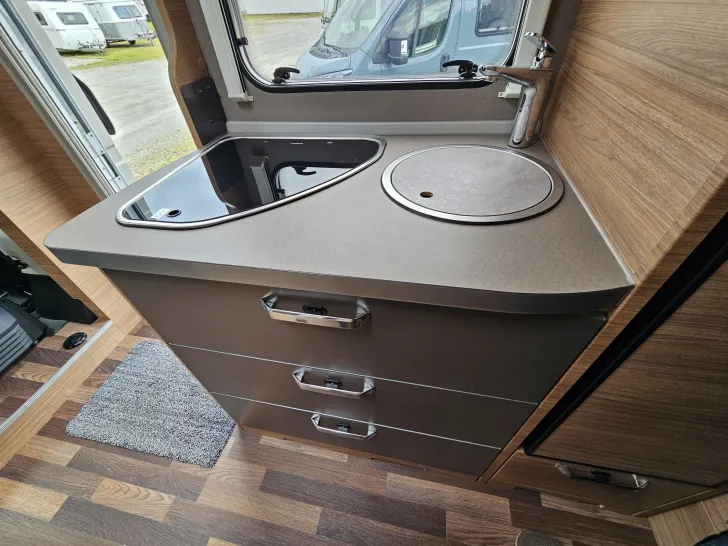 Fahrzeugbild Weinsberg CaraCompact EDITION PEPPER 600 MEG #25