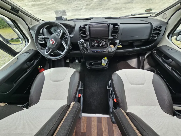 Fahrzeugbild Weinsberg CaraCompact EDITION PEPPER 600 MEG #29