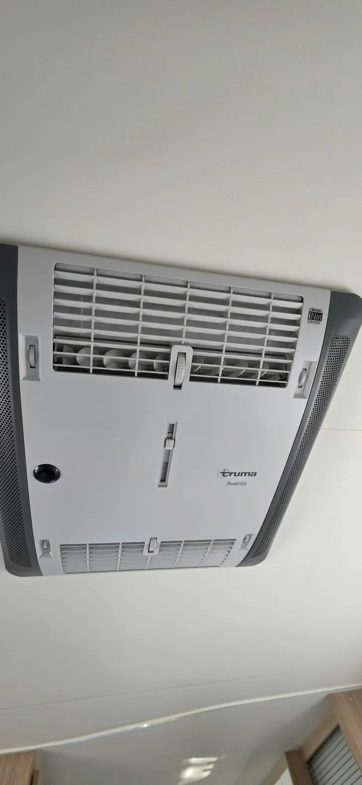 Fahrzeugbild Sunlight T 66 sehr guter Zustand #4
