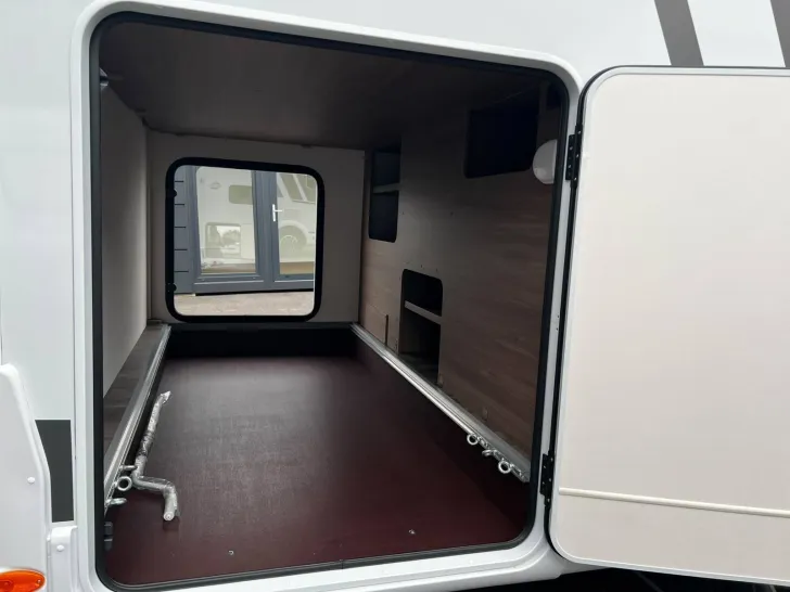 Fahrzeugbild Carado T 328 pro+ AT8G+Solar+Combi 6E+ACC+Kamera+LM+ #9