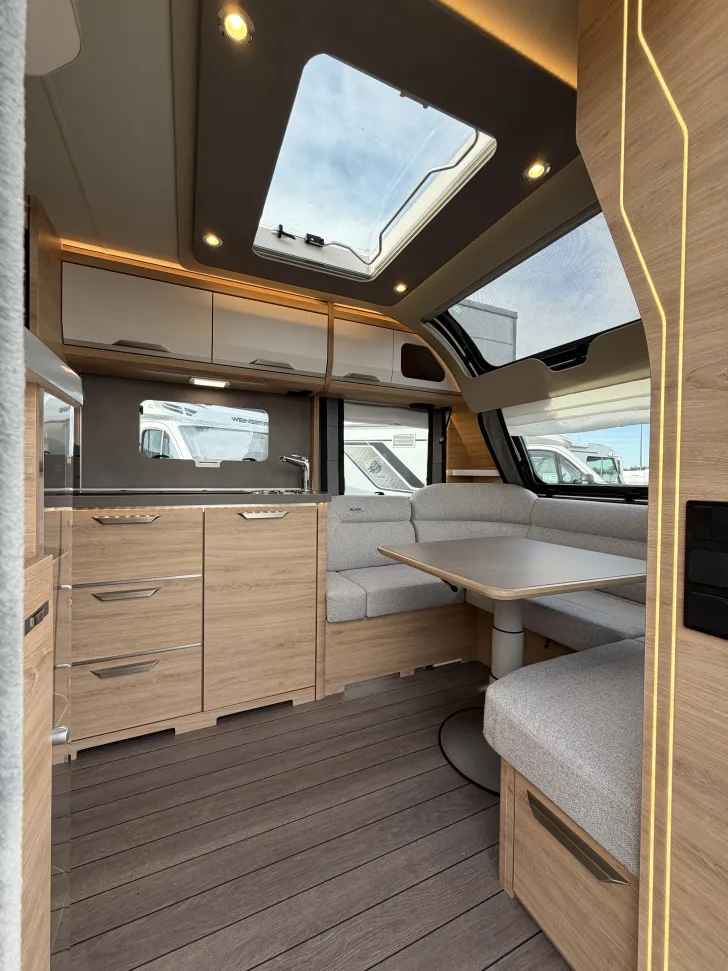 Fahrzeugbild Knaus Südwind 540 UE Black Selection Fußbodenheizung, Tellerfedern #8