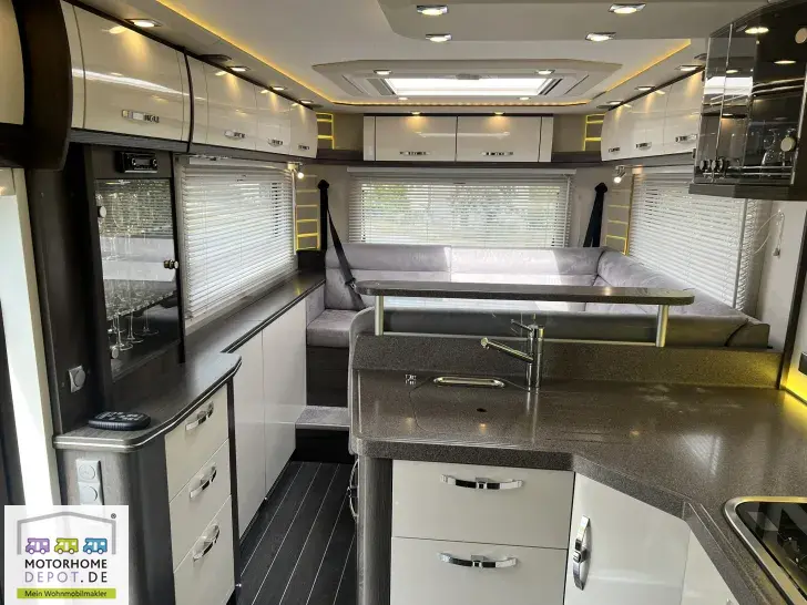 Fahrzeugbild Phoenix MaXi-Alkoven Iveco 7900 QRSL #6