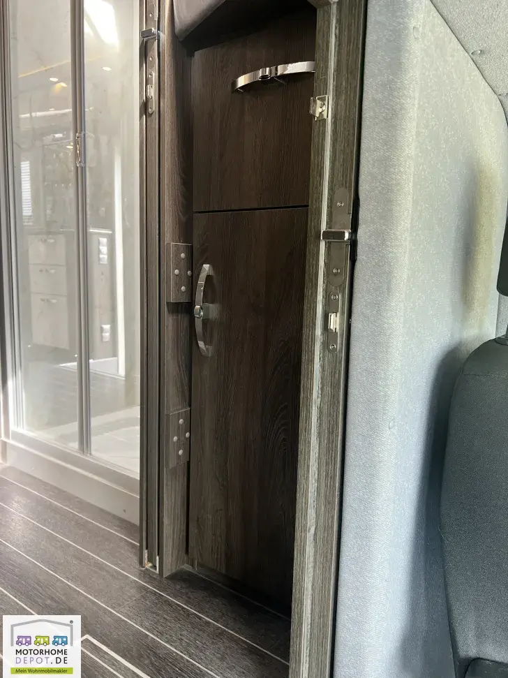 Fahrzeugbild Phoenix MaXi-Alkoven Iveco 7900 QRSL #76