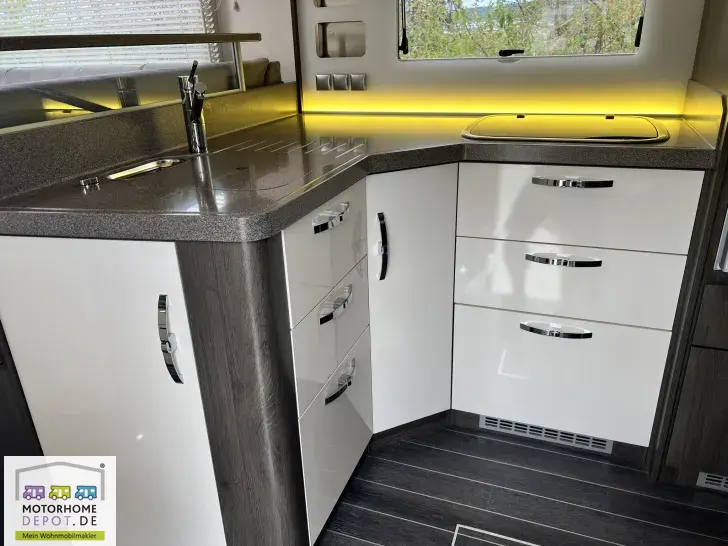 Fahrzeugbild Phoenix MaXi-Alkoven Iveco 7900 QRSL #95