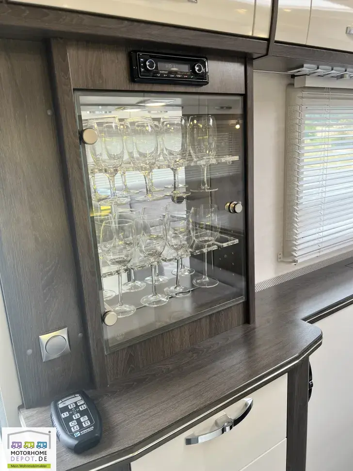 Fahrzeugbild Phoenix MaXi-Alkoven Iveco 7900 QRSL #102