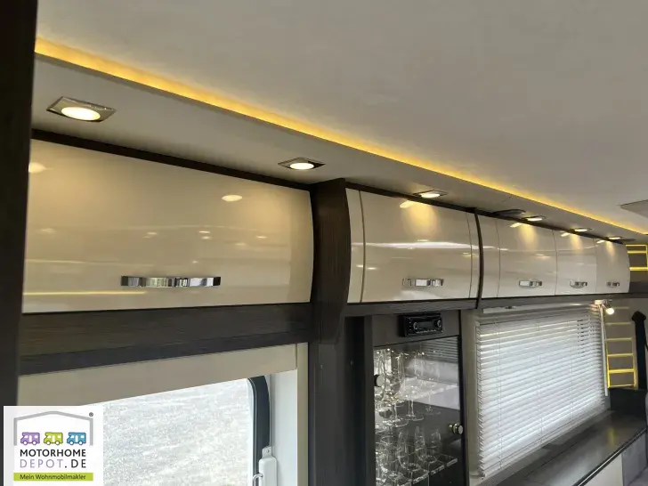 Fahrzeugbild Phoenix MaXi-Alkoven Iveco 7900 QRSL #103