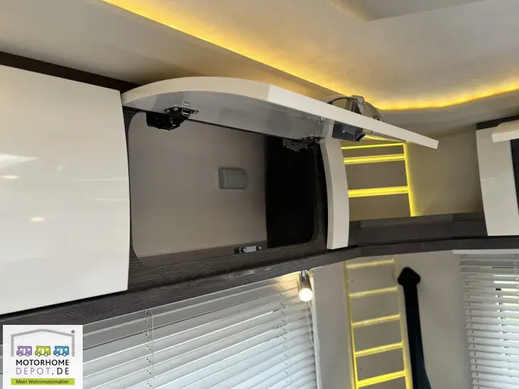 Fahrzeugbild Phoenix MaXi-Alkoven Iveco 7900 QRSL #112