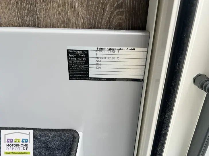 Fahrzeugbild Phoenix MaXi-Alkoven Iveco 7900 QRSL #121
