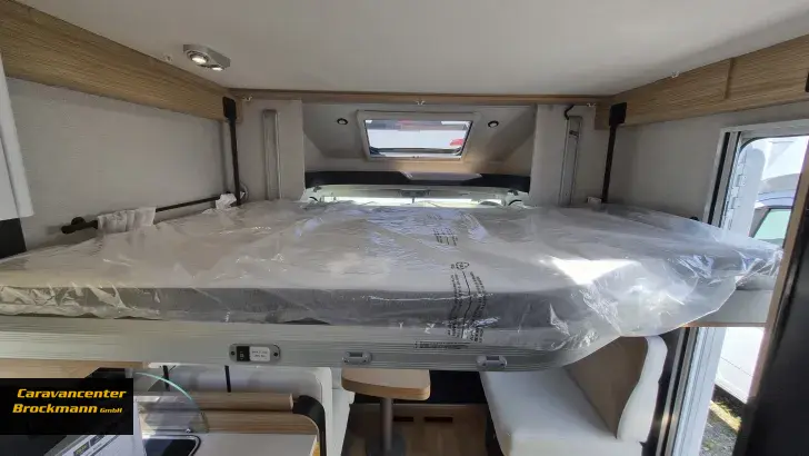 Fahrzeugbild Pilote Pacific P720FGJ Selection Spring Edition UVP81190Euro #14