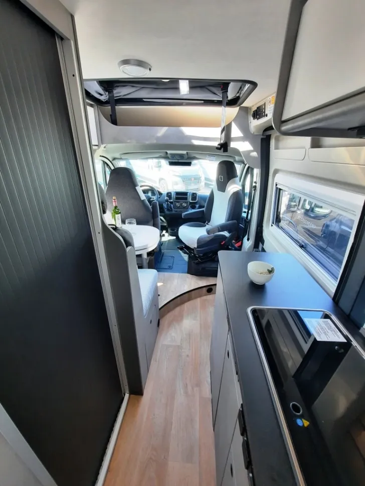 Fahrzeugbild Crosscamp ELMNT 6.0 DS Verfüg./Sparen Sie 1.299,- € #4