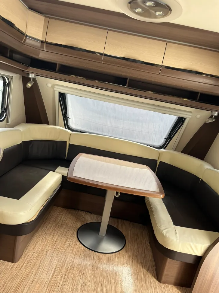 Fahrzeugbild Hobby Prestige 650 KFU #5
