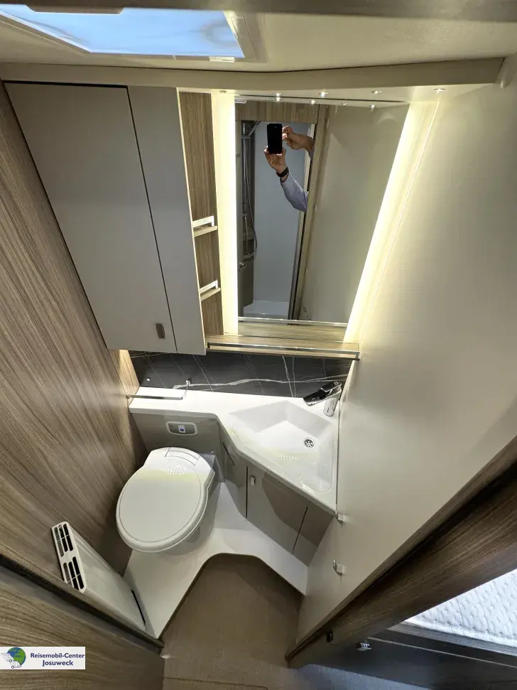 Fahrzeugbild Bürstner Lyseo I 727 G Harmony L. EinzelbettenHubbett #12