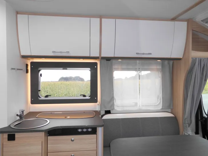 Fahrzeugbild Sunlight T 69LC #13