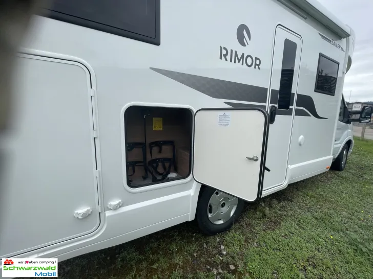 Fahrzeugbild Rimor SAILER 56 Autom., Markise, große Küche hinten #7