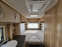 Fahrzeugbild Hymer Eriba Nova Light 442 UVP 46.000,- Topausstattung ! #13