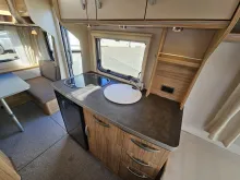 Fahrzeugbild Hymer Eriba Nova Light 442 UVP 46.000,- Topausstattung ! #12