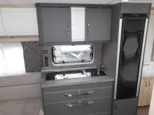 Fahrzeugbild Hobby De Luxe 460 UFe UVP 28.581 € – jetzt 25.550 € #12