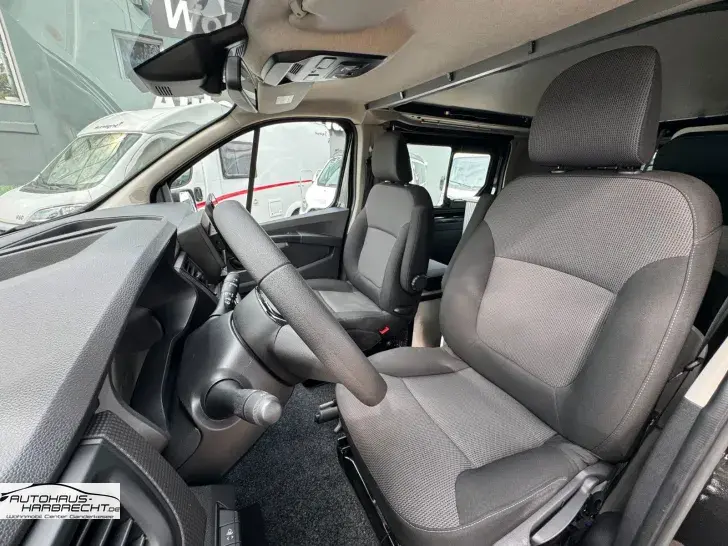Fahrzeugbild Ahorn Camp Big City-Autom-Aufstelldach-WC-Standhzg #11
