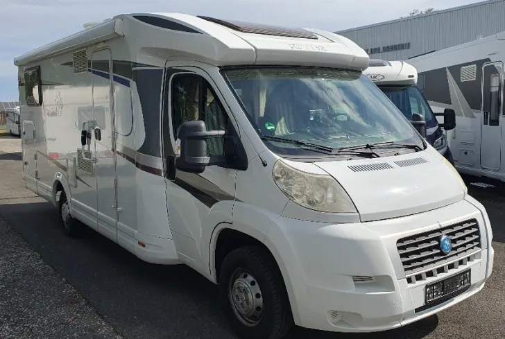 Fahrzeugbild Knaus Sky TI 700 MEG -Solar/SAT/Lithium/Lftfd. #3