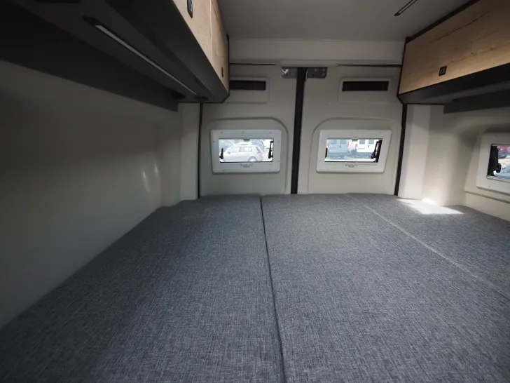 Fahrzeugbild Pössl Roadstar XT, Mercedes Sprinter 4x4, Premium #12