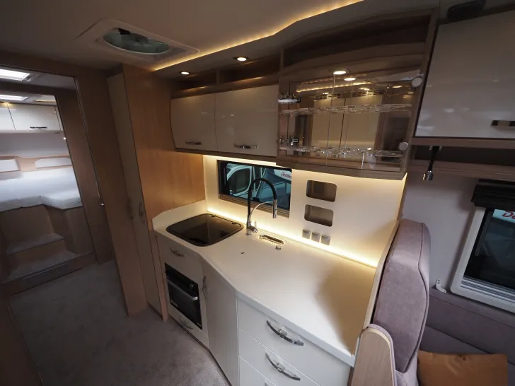 Fahrzeugbild Phoenix TopX 9300 BMLX, Hubstütz., Lithium, Solar, uvm #5