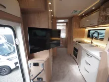 Fahrzeugbild Phoenix TopX 9300 BMLX, Hubstütz., Lithium, Solar, uvm #22