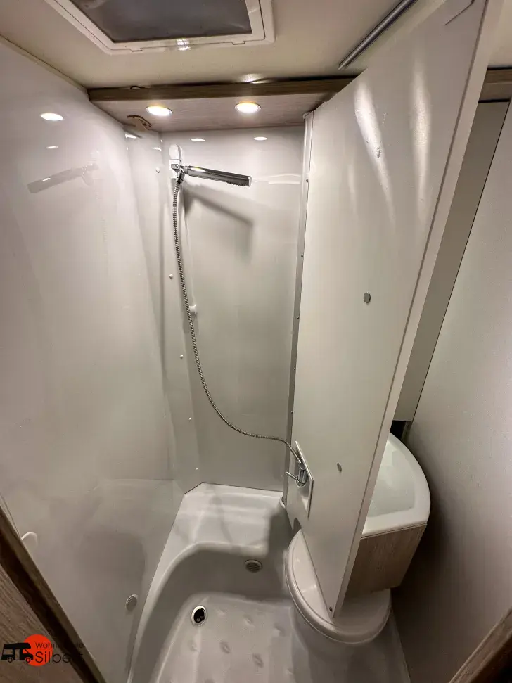 Fahrzeugbild Bürstner Nexxo Van T 590 G - Markise*Trittstufe*Kamera #16