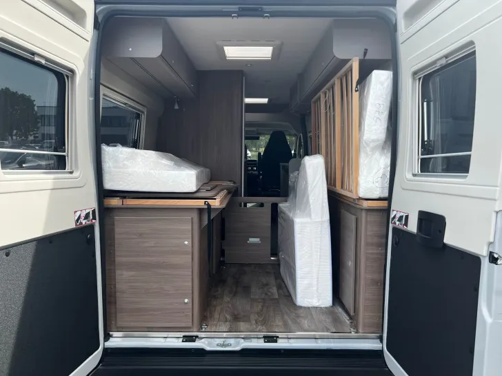 Fahrzeugbild Carado Camper Van 640 PRO+Markise+Kam+Safety P+Diesel H #7