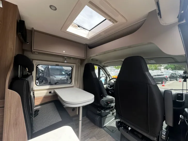 Fahrzeugbild Carado Camper Van CV 640 PRO+Markise+Kam+Safety P #15