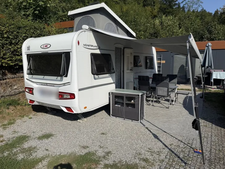 Fahrzeugbild LMC Musica 520 E mit Aufstelldach, für Familie #1