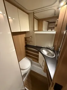 Fahrzeugbild LMC Musica 520 E mit Aufstelldach, für Familie #9