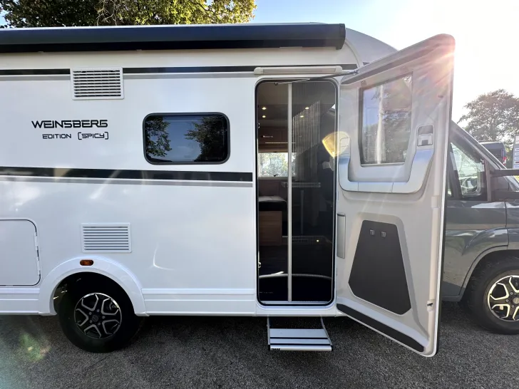 Fahrzeugbild Weinsberg CaraSuite 650 MEG Edition Spicy *Hubbett* #7