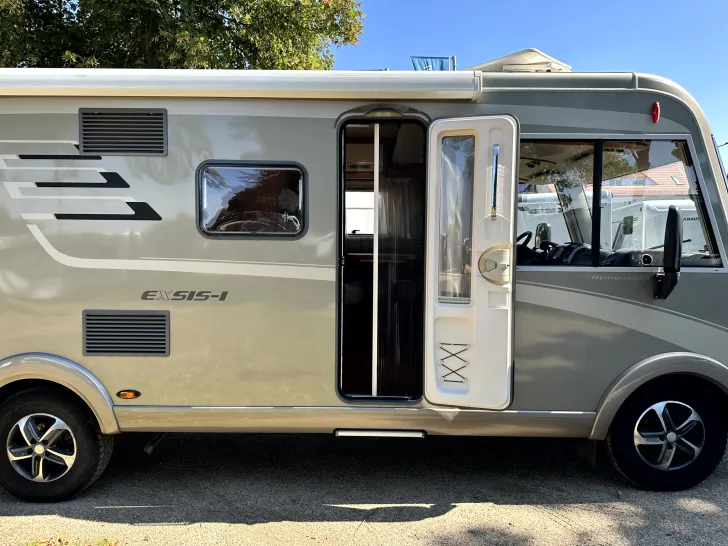 Fahrzeugbild Hymer Exsis-i 588 #7