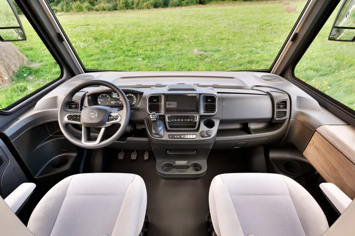 Fahrzeugbild Carado I447 pro+ *180PS*WIFI*Solar* #12