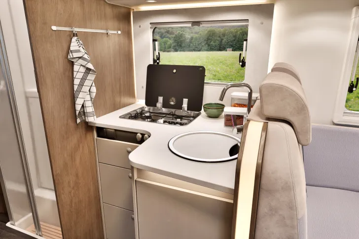Fahrzeugbild Carado I447 pro+ *180PS*WIFI*Solar* #15